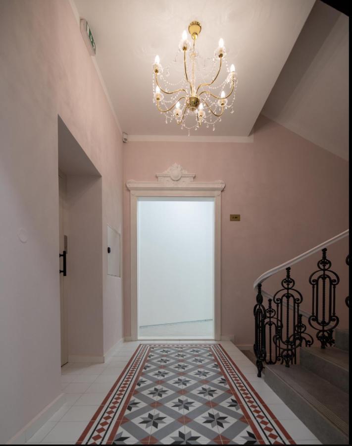 Angelo Roma Apartment Прага Екстериор снимка